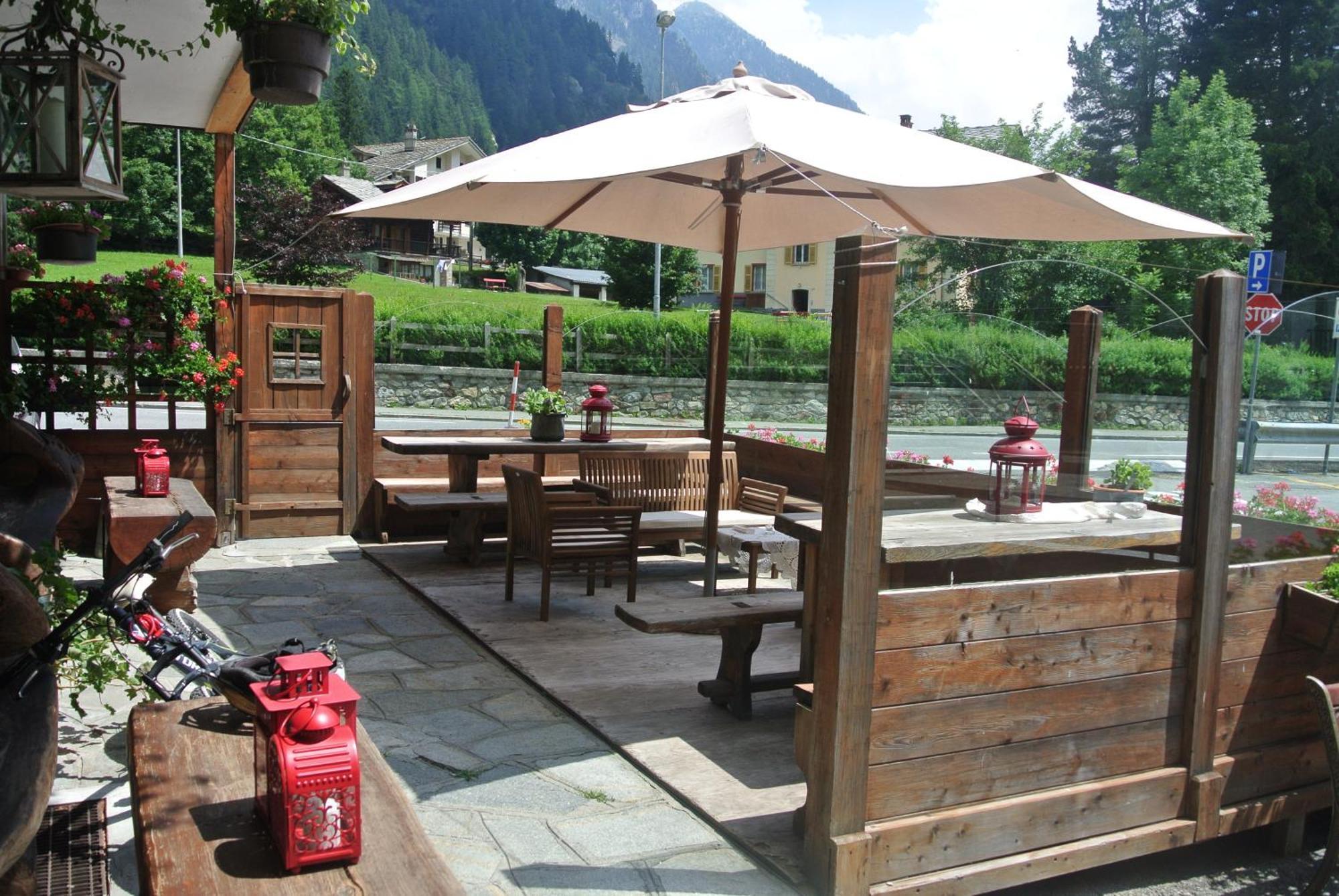 Albergo Alpenrose Ski&Bike Mountain Hotel Gressoney-Saint-Jean Eksteriør billede